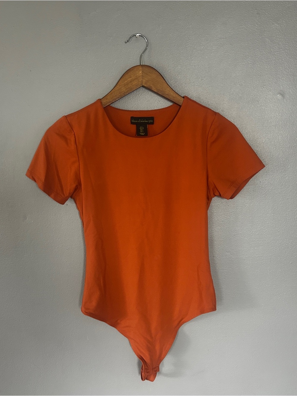 House of Harlow 1960 Orange Short Sleeve Bodysuit Small Minimalist Stretch Top